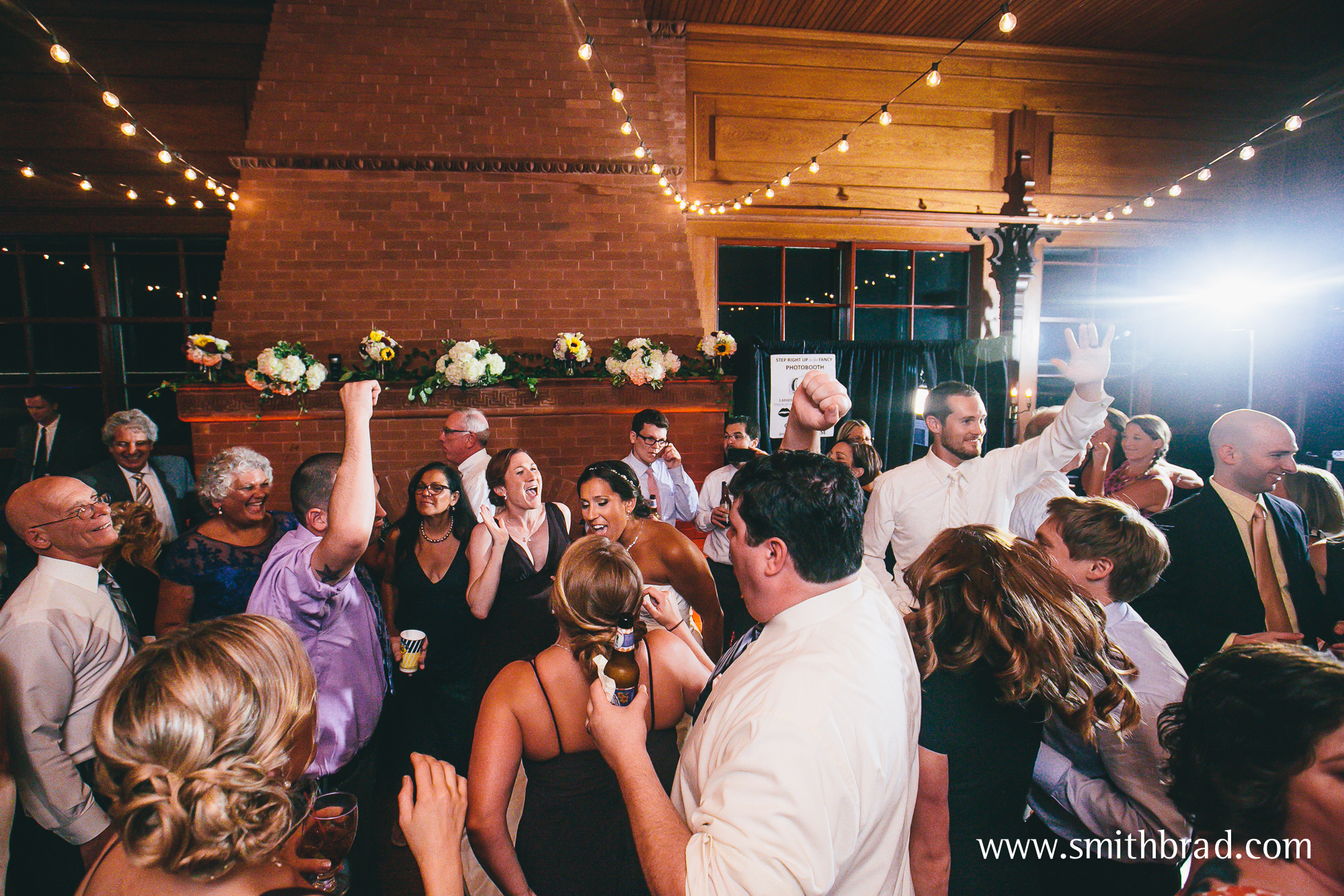 Kinney_Bungalow_Narragansett_Wedding_Photography_Pictures-24