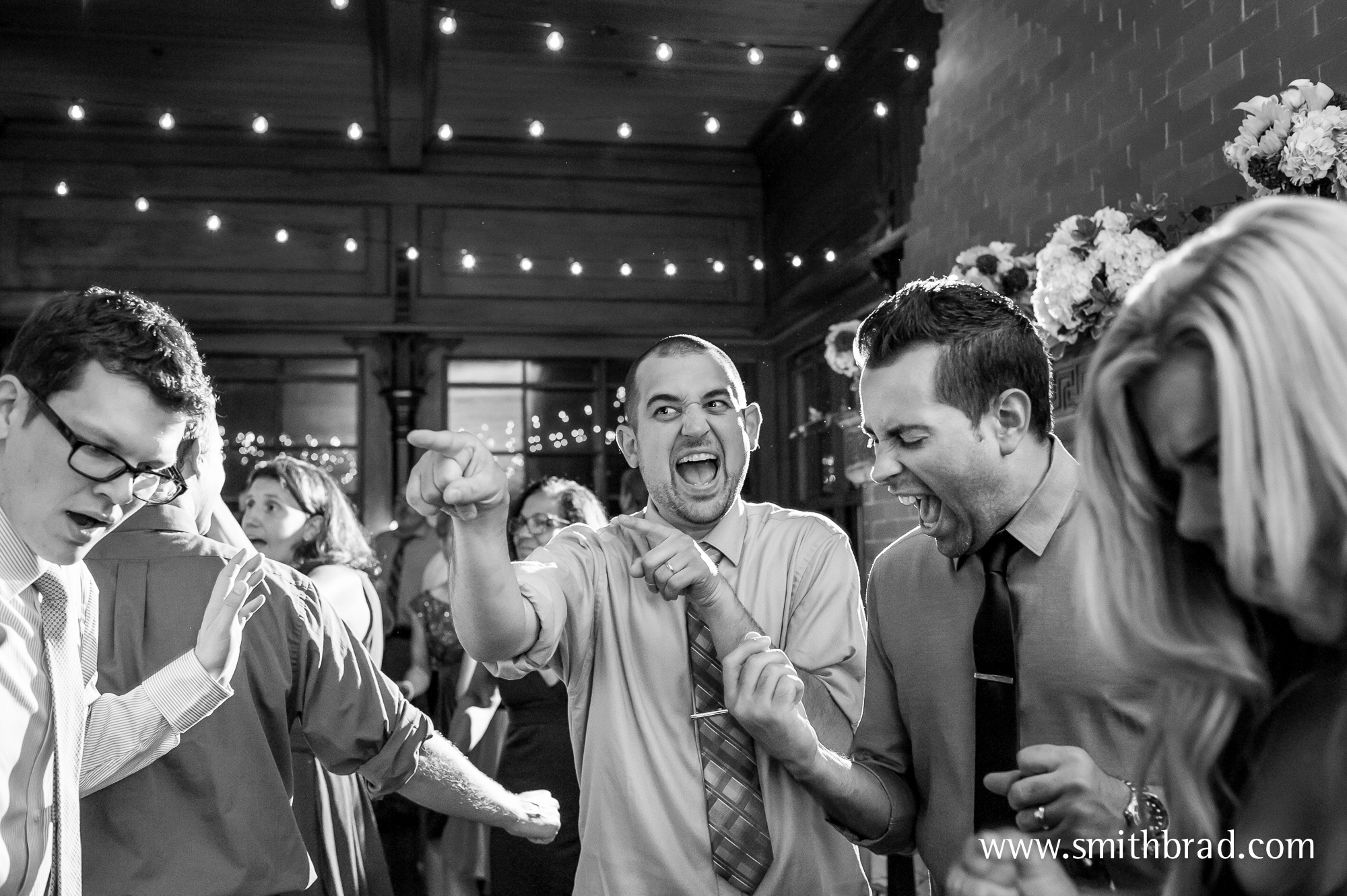 Kinney_Bungalow_Narragansett_Wedding_Photography_Pictures-26
